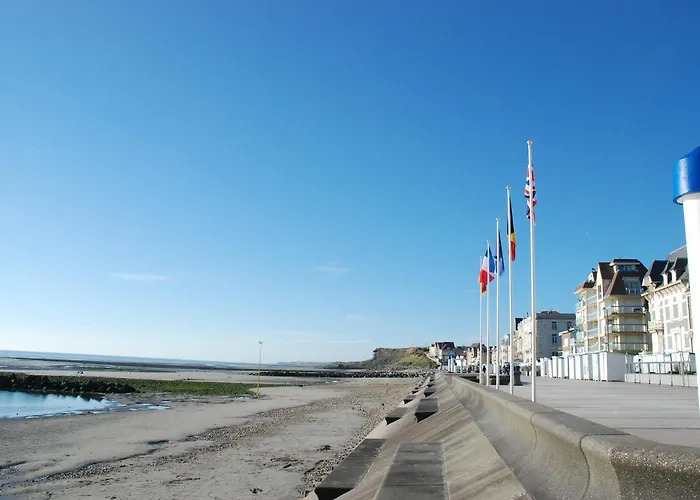 Les Vagues, Avec Garage Villa